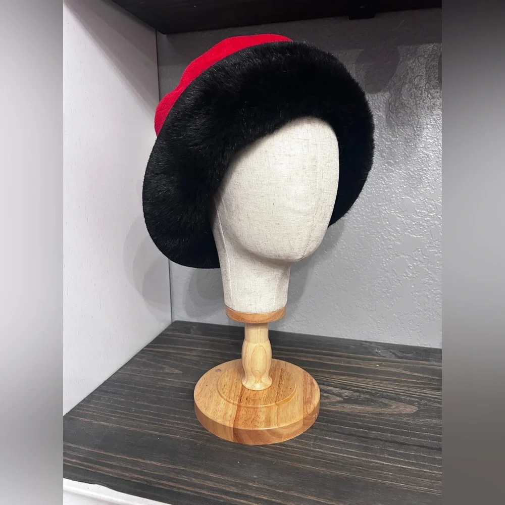 N/A plush faux
